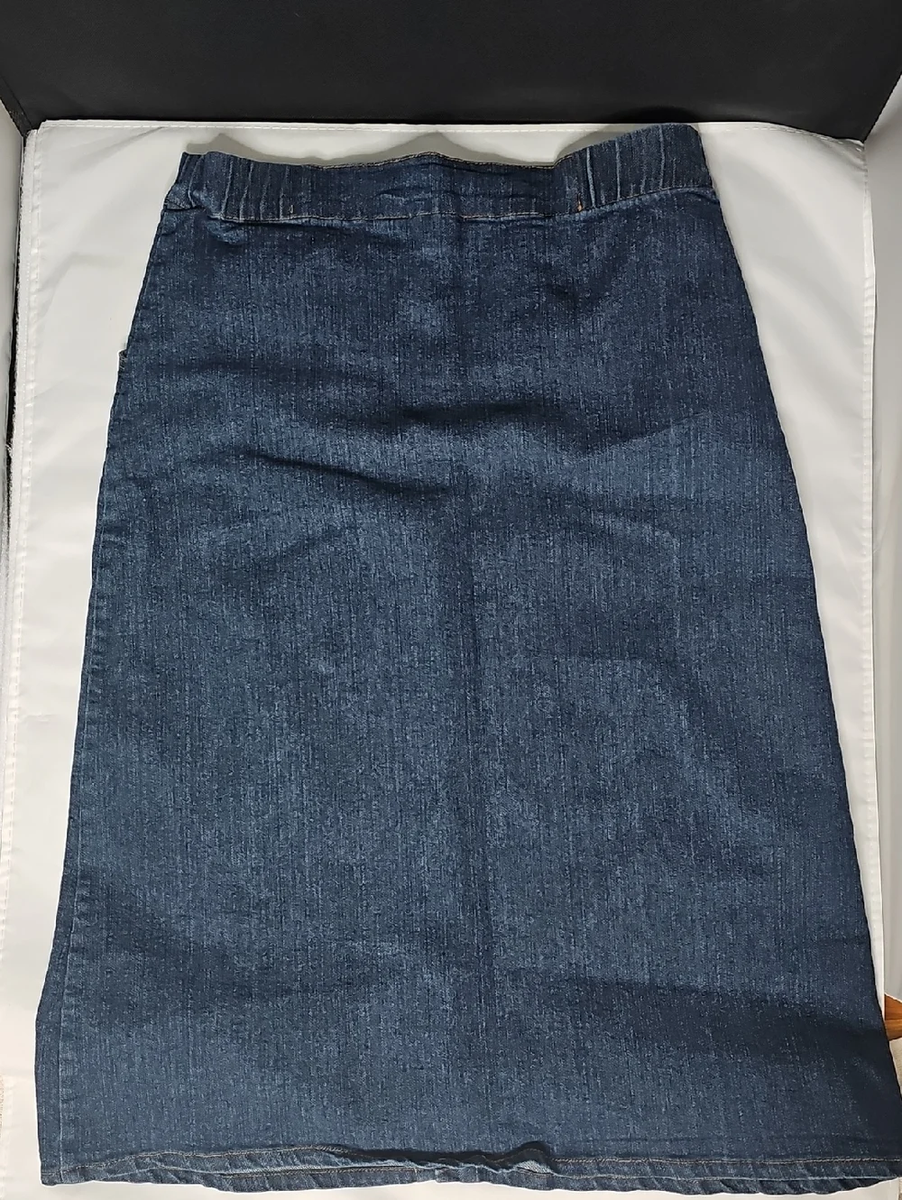 Button-Front Dark Denim Midi Skirt - Picture 2 of 4
